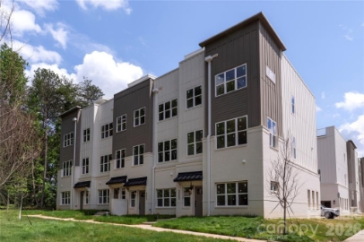 4016 Arvida Ln. Charlotte NC 28208